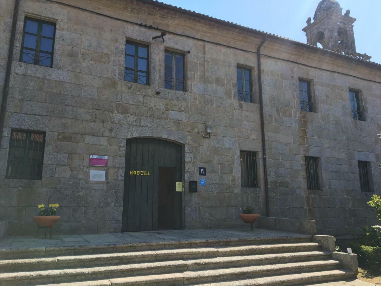 Albergue Convento Del Camino Tui Kültér fotó