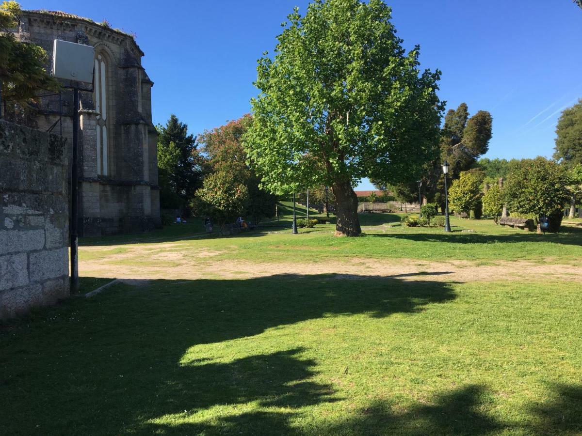 Albergue Convento Del Camino Tui Kültér fotó